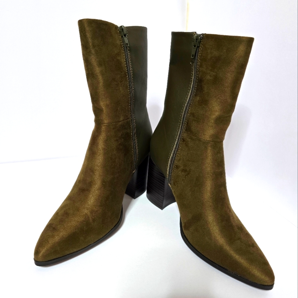 Women Boots (tru comfort foam)